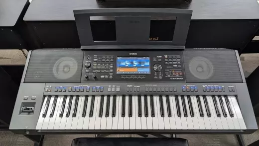 Store Special Product - Yamaha PSRSX900, stand, bag, pedal & Bench