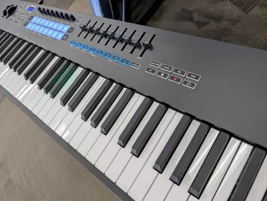Store Special Product - Novation LAUNCHKEY88 MK3 MIDI Controller keyboard