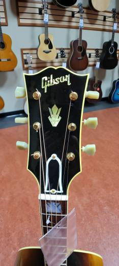 Store Special Product - Gibson SJ200 Vintage Sunburst
