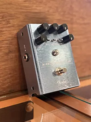Store Special Product - Fender Mirror Image Delay