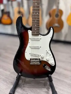 Store Special Product - Squier - 037-4010-500