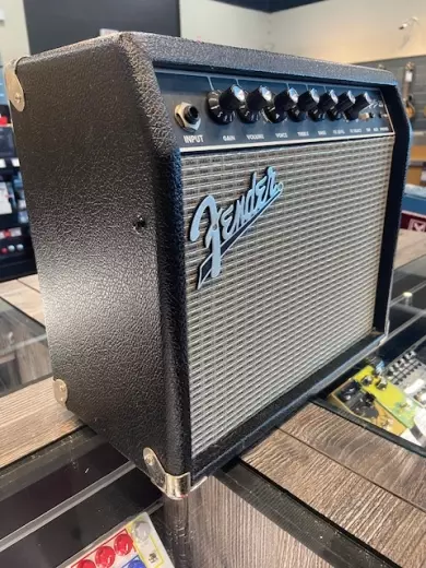 Store Special Product - Fender - 233-0200-000