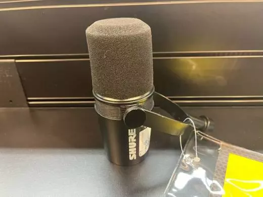 Store Special Product - Shure - MV7X
