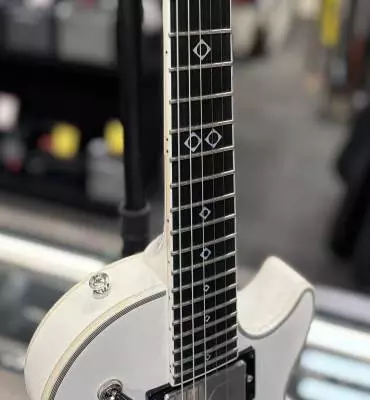 Store Special Product - Epiphone - Jerry Cantrell Les Paul Custom Prophecy Outfit - Bone White