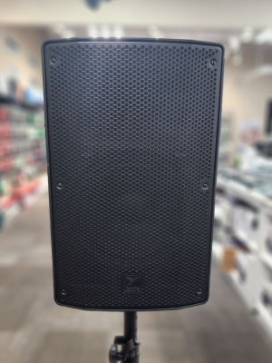 Store Special Product - Yorkville - YXL10P 10 Inch 1000 Watt Powered Loudspeaker