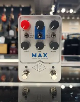 Store Special Product - Universal Audio - Max Preamp & Dual Compressor
