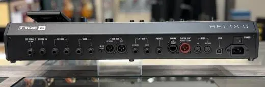 Store Special Product - Line 6 - Helix LT Amp & FX Pedal Board