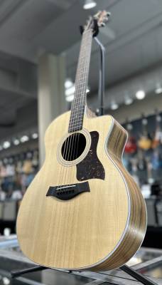 Store Special Product - Taylor Guitars - 214ce-K Grand Auditorium Koa/Spruce Acoustic/Electric Guitar with Gigbag