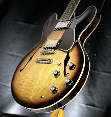 Store Special Product - Gibson - ES-335 DOT Semi-Hollow Body Electric - Vintage Burst