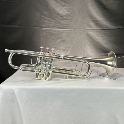 Store Special Product - Bach - 180S37 Series - Silver Plated Bb Trumpet