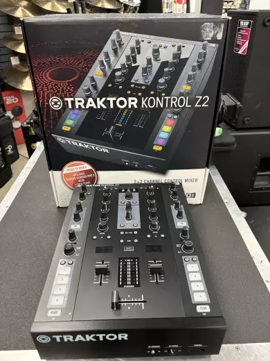 Store Special Product - Native Instruments - TRAKTOR KONT Z2
