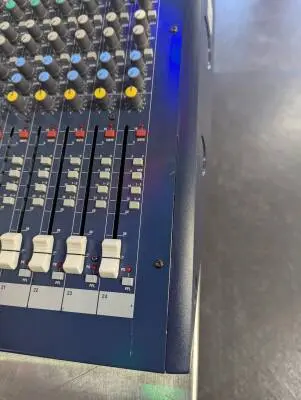 Store Special Product - Soundcraft - LX7II 24CH