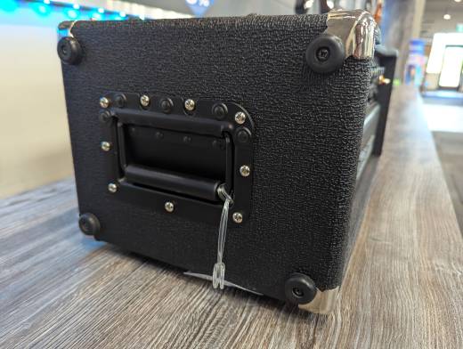 Store Special Product - Traynor - YBA200-2