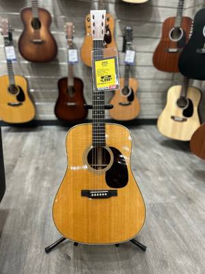 Store Special Product - Martin Guitars - HD-28 V18