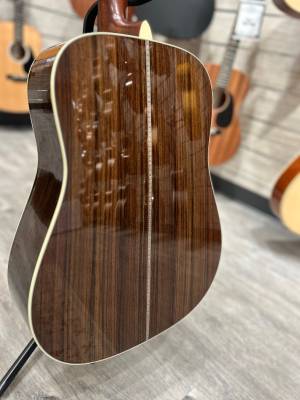 Store Special Product - Martin Guitars - HD-28 V18