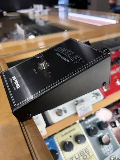 Store Special Product - JHS Pedals - JHS SMILEY
