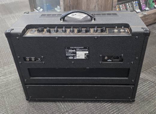 Store Special Product - Vox - AC15C1