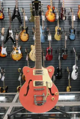 Store Special Product - Gretsch Guitars - G2655T Streamliner Center Block Jr. Double-Cut with Bigsby, Laurel Fingerboard - Coral