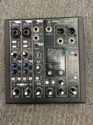 Store Special Product - Mackie - PROFX6V3+