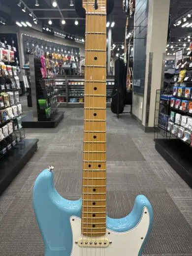 Store Special Product - Fender - Player II Stratocaster, Maple Fingerboard - Aquatone Blue