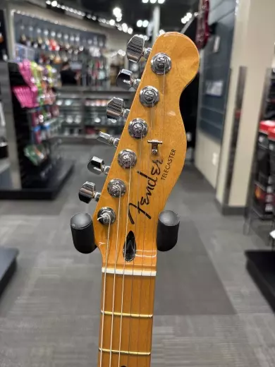 Store Special Product - Fender - Player Plus Telecaster, Maple Fingerboard - 3-Colour Sunburst
