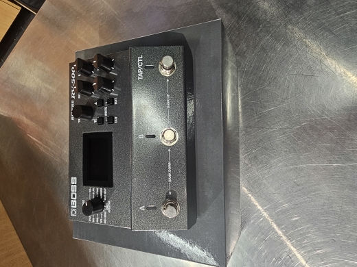 Store Special Product - BOSS - RV-500