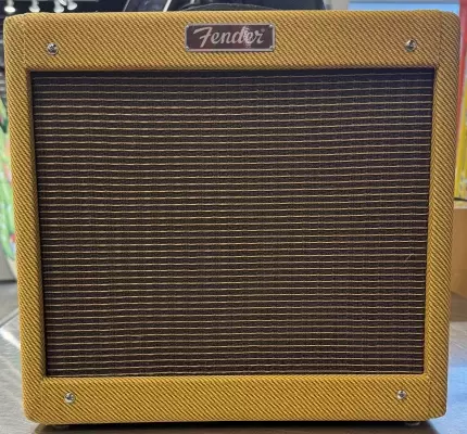 Store Special Product - Fender - 223-1300-000