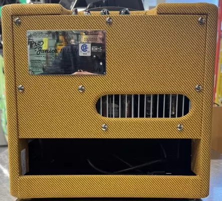Store Special Product - Fender - 223-1300-000