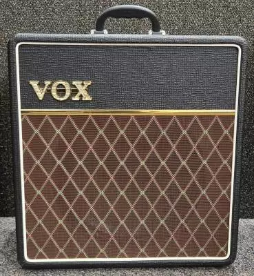 Store Special Product - Vox - AC4C1-12