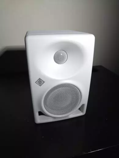 Store Special Product - Neumann - KH 80 DSP White 4 Inch Active Studio Monitor