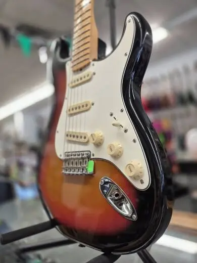Store Special Product - Fender Steve Lacy Strat