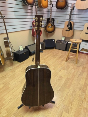 Store Special Product - Martin Guitars - D-41 V18