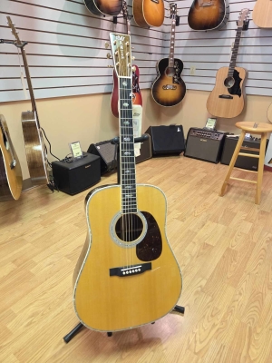Store Special Product - Martin Guitars - D-41 V18