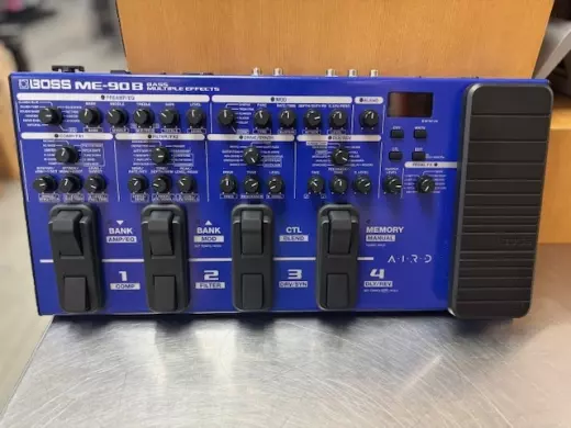 Store Special Product - BOSS - ME-90B
