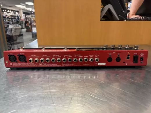 Store Special Product - BOSS - RC-600