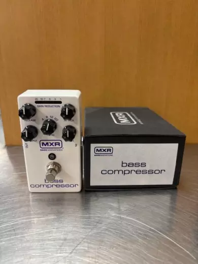 Store Special Product - MXR - M87
