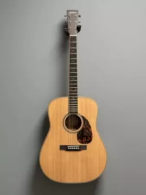 Store Special Product - Larrivee - D40 MH