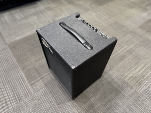 Store Special Product - Gallien-Krueger 100w 1x10 Ultralight Combo MKII
