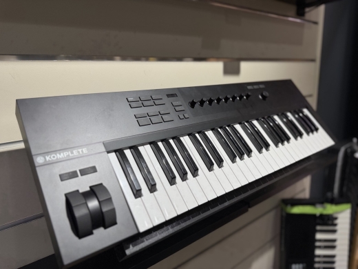 Store Special Product - Native Instruments Kontrol 49 USB Controller Keyboard