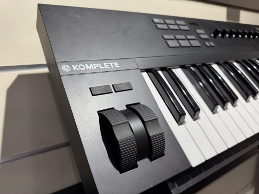 Store Special Product - Native Instruments Kontrol 49 USB Controller Keyboard