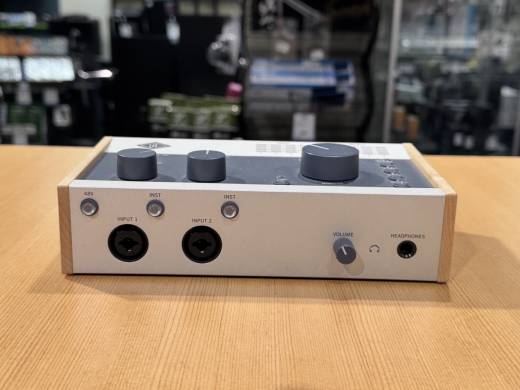 Store Special Product - Universal Audio - UA-VOLT476