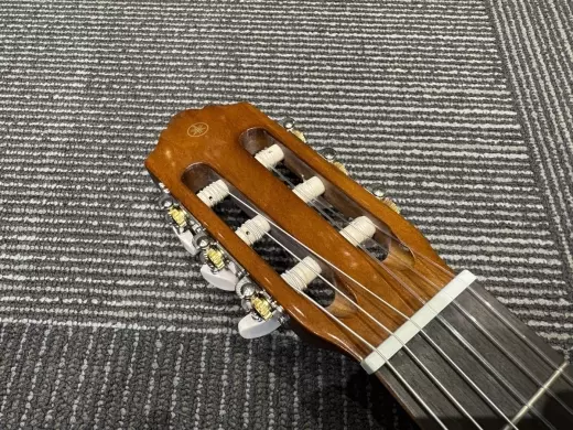 Store Special Product - Yamaha - C40