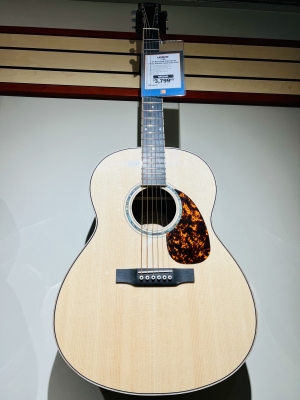 Store Special Product - Larrivee - L-09