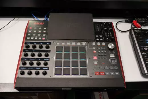 Store Special Product - Akai - MPC X