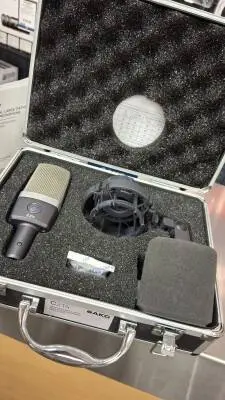 Store Special Product - AKG - C214 AKG