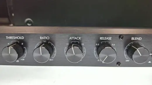 Store Special Product - ART Pro Audio - SOLOVLA