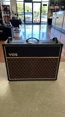 Store Special Product - Vox - AC30C2