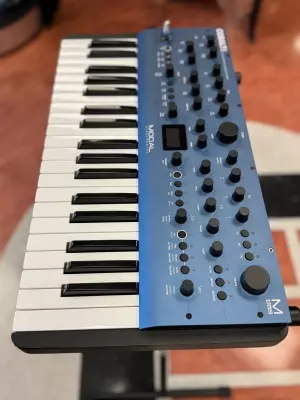 Store Special Product - Modal Electronics - COBALT8