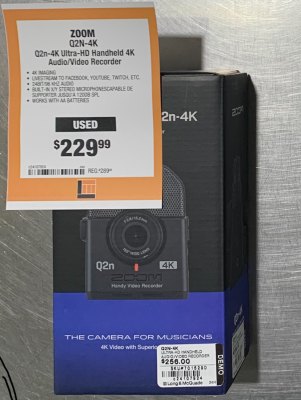Store Special Product - Zoom - Q2N-4K Recorder