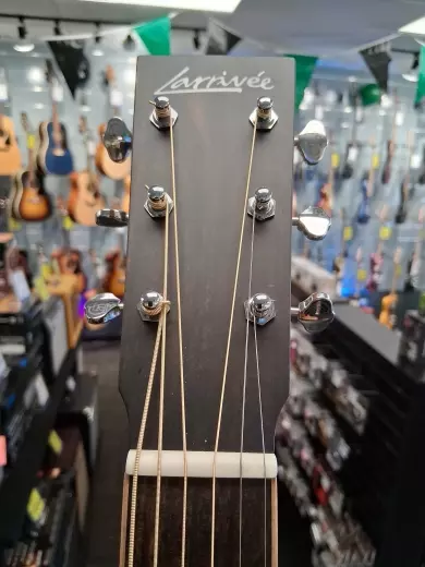 Store Special Product - Larrivee - OM40 MH